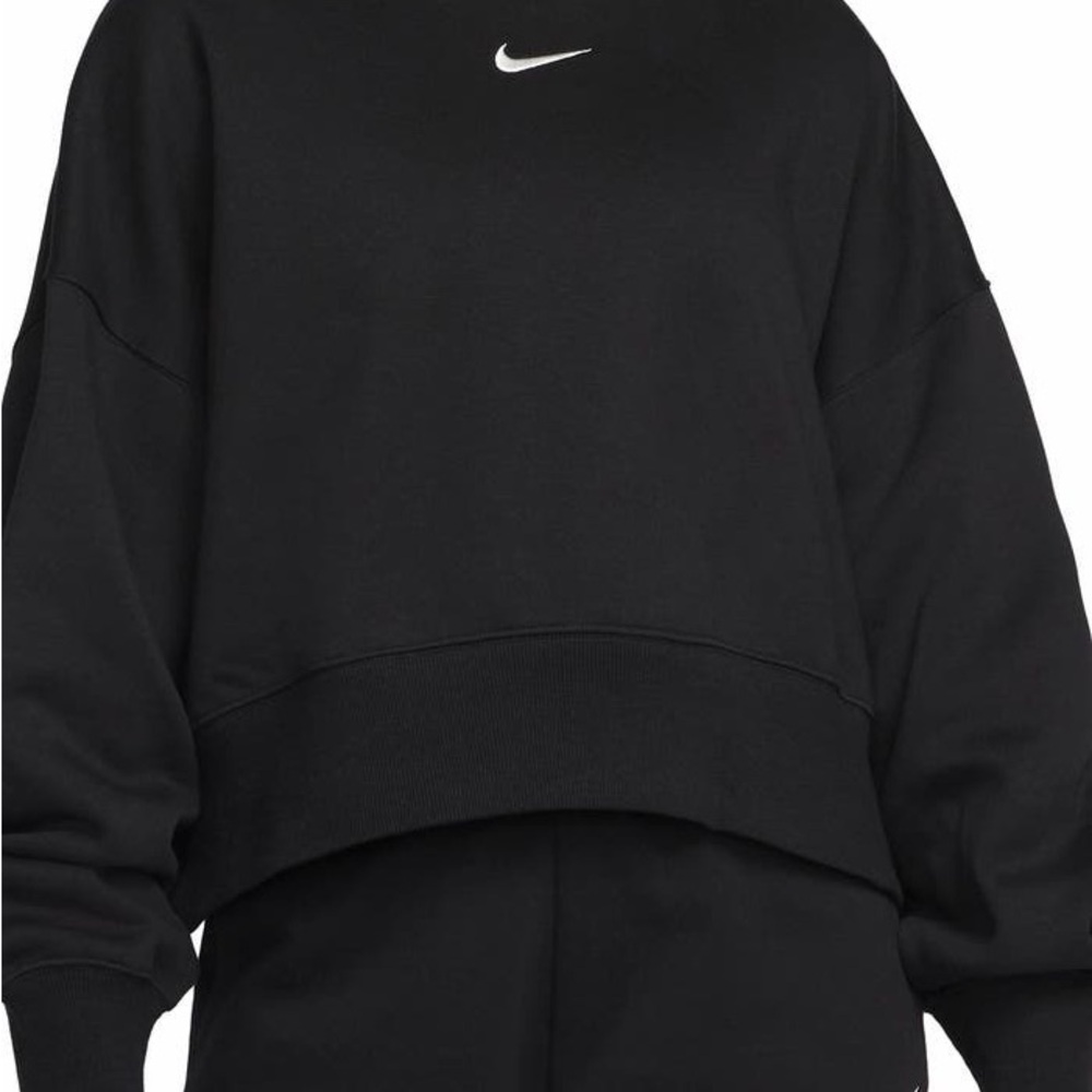 Nike Women's Black Crew Neck Sweater